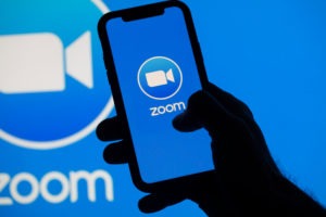 zoom logo on cell phone